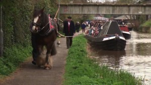 Leisurely Canal Travel